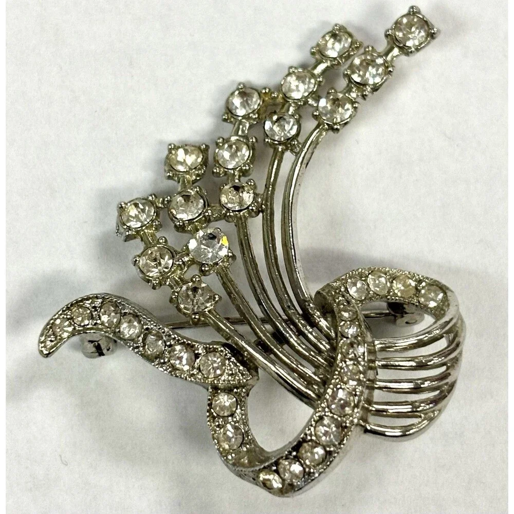 Vintage 1950s Clear Rhinestone Waterfall Spray Brooch Silver Tone Ribbon Pin